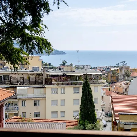 Flora Vintage * San Remo